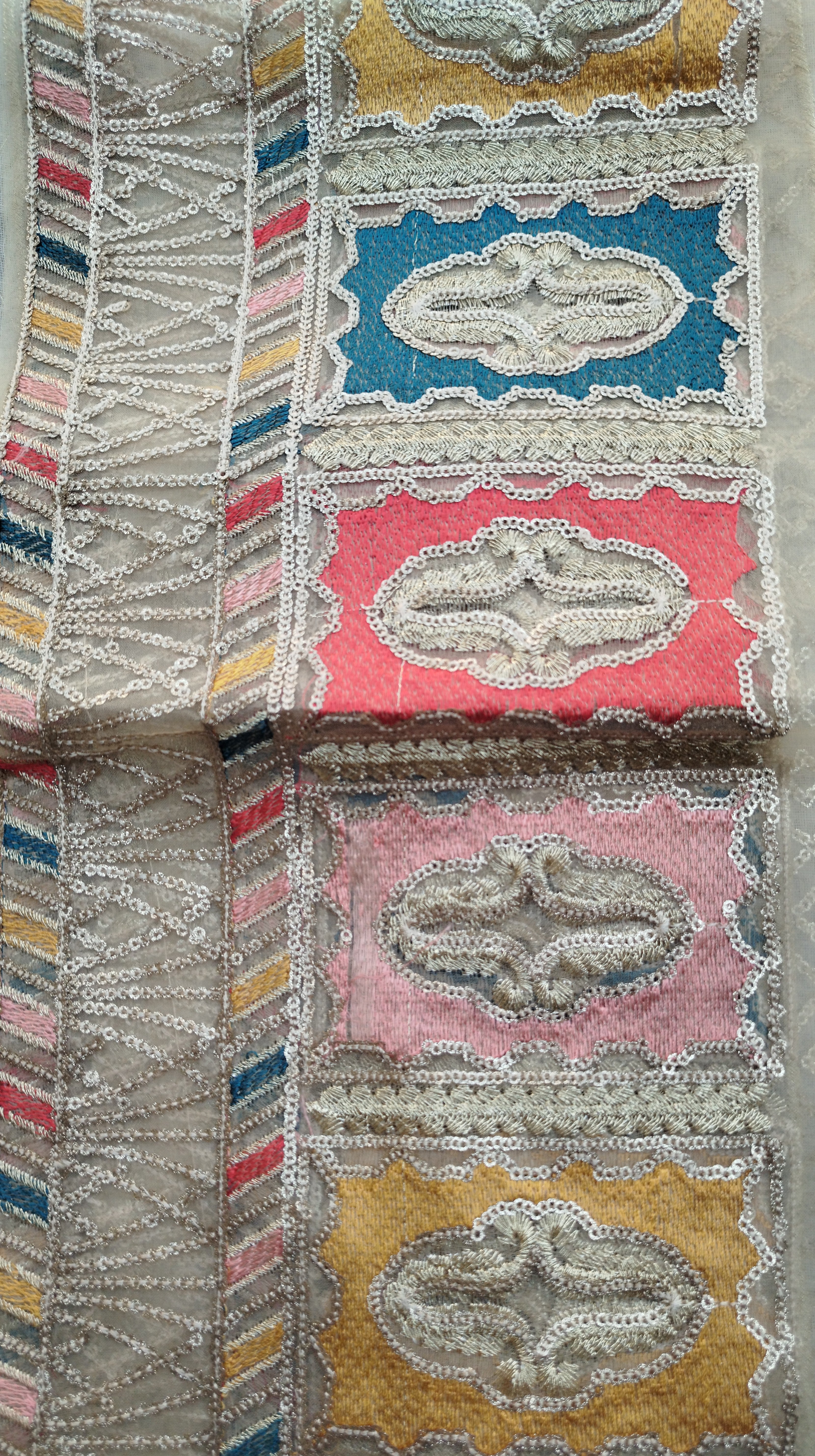Ethnic Luxe – 3 Piece Heavy Embroidered Luxury Lawn Suit